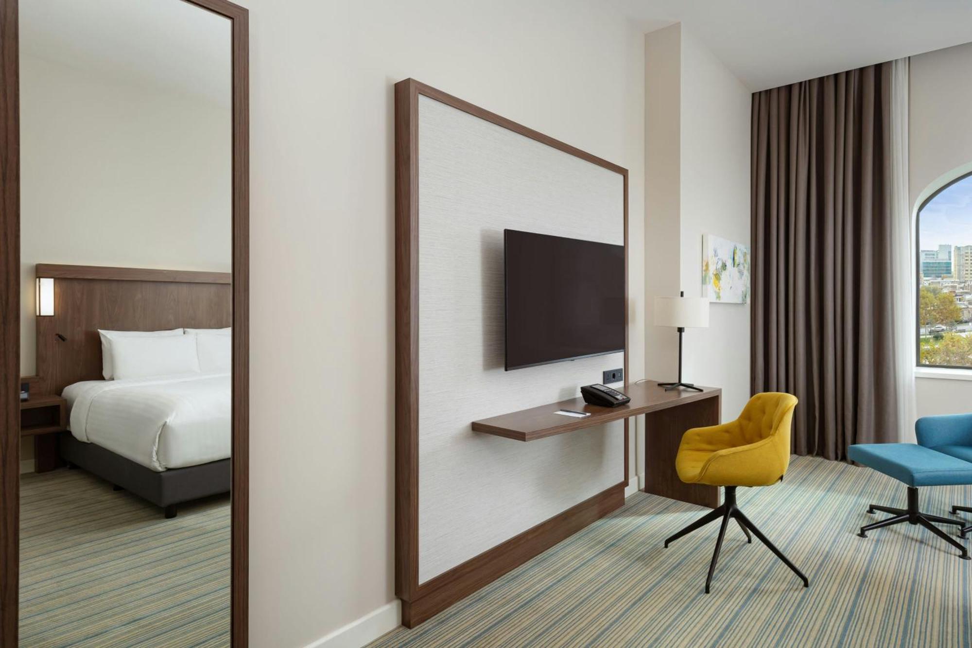 Courtyard By Marriott Baku Hotel Exterior photo