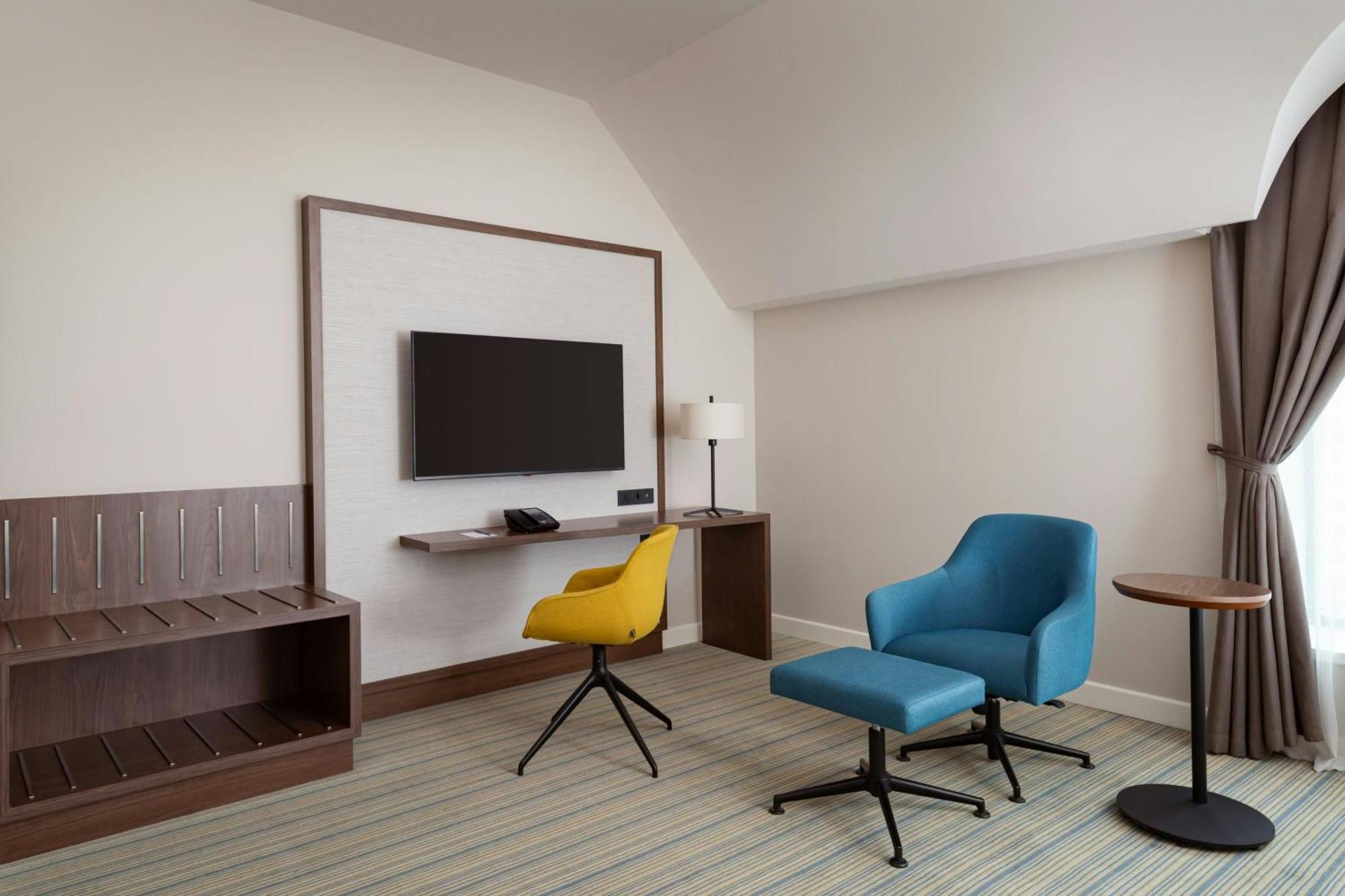 Courtyard By Marriott Baku Hotel Exterior photo