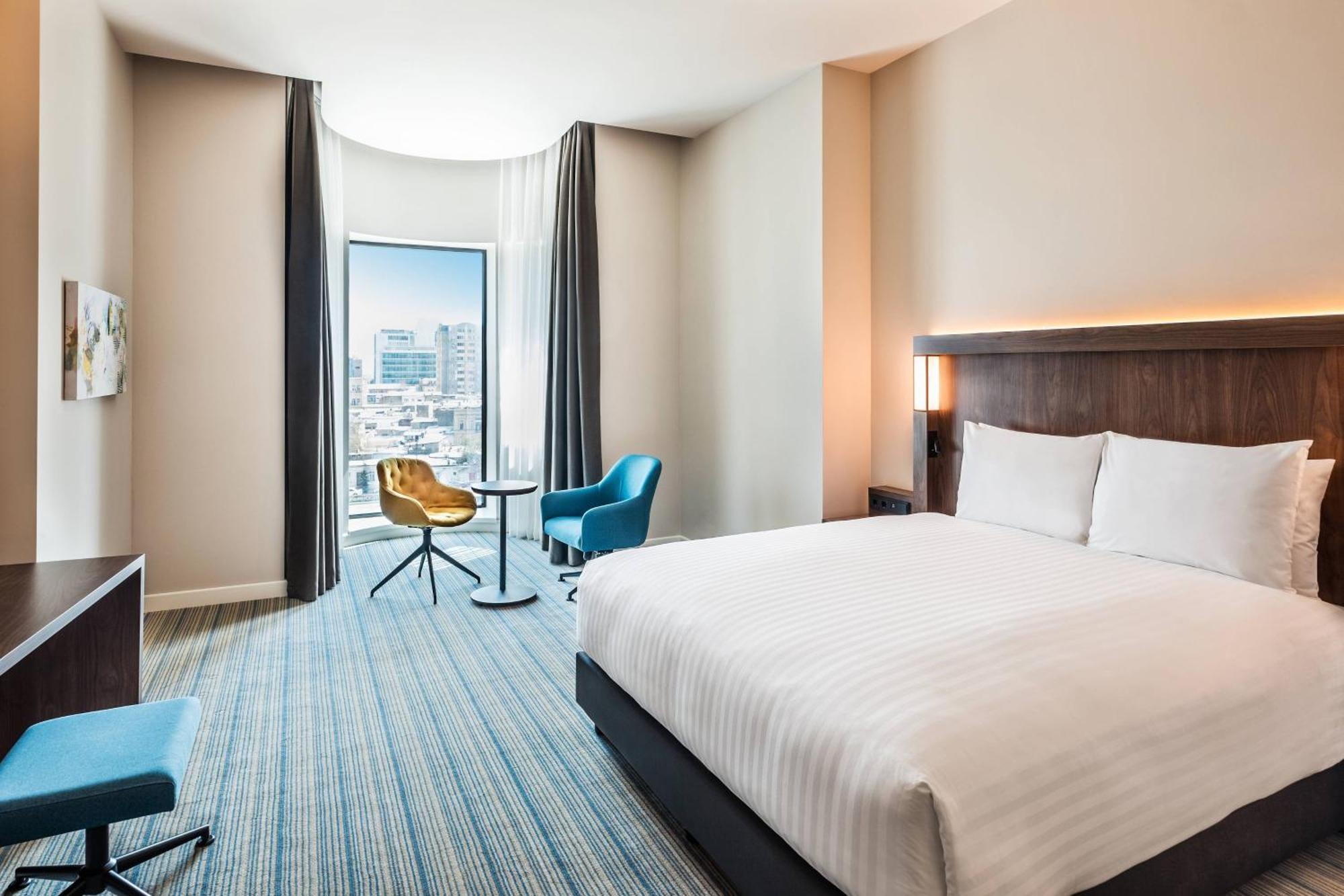Courtyard By Marriott Baku Hotel Exterior photo