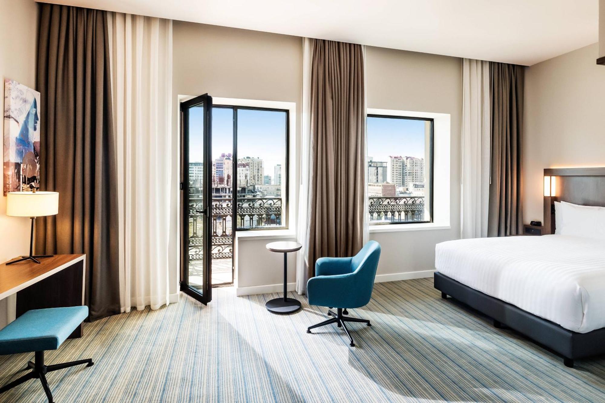 Courtyard By Marriott Baku Hotel Exterior photo
